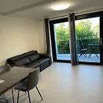 Naomi Apartment *