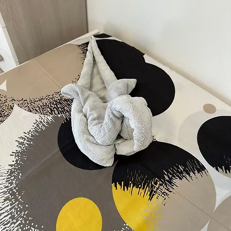 Naomi Apartment